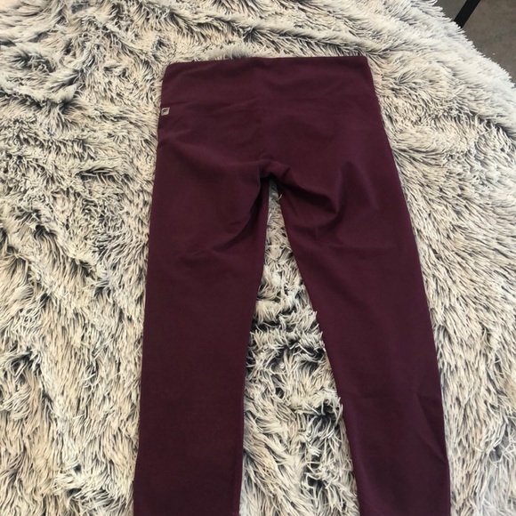 Fabletics high waisted purple cropped leggings XS - Picture 5 of 5